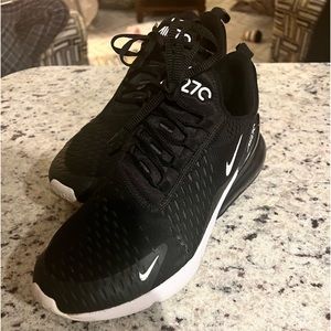 Nike air Max 270s